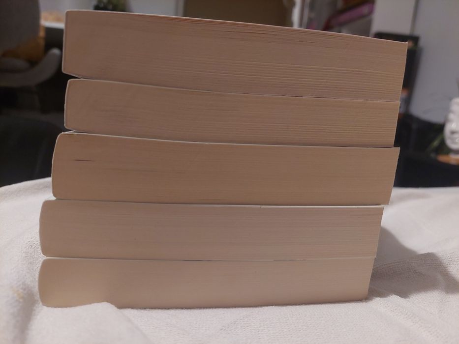 Поредицата "Семейство Роял"