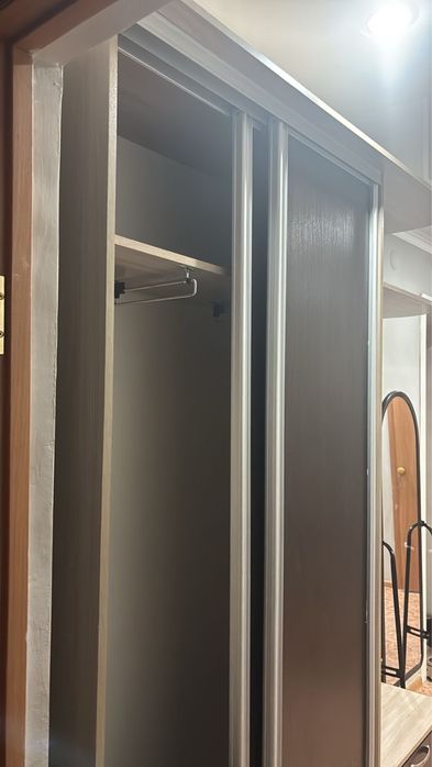 Шкаф для прихожей