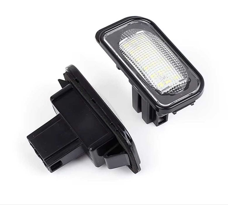 Нови Висококачествени плафони за заден номер Mercedes-benz R230 W203