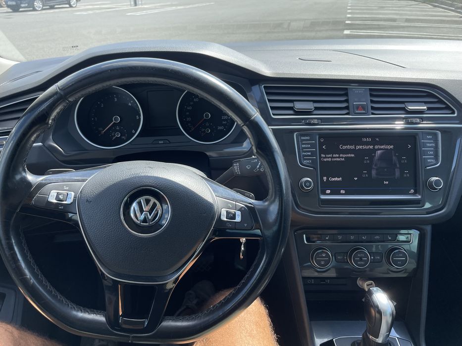 Wolksvagen Tiguan 2.0 DSG 2017 intretinut!