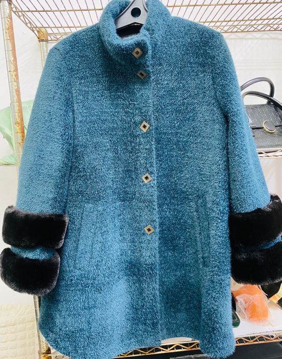 Продам пальто весна/осень