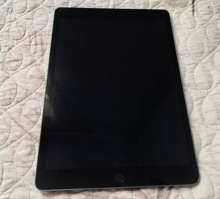 IPad 9 поколение 64gb ios 16.6