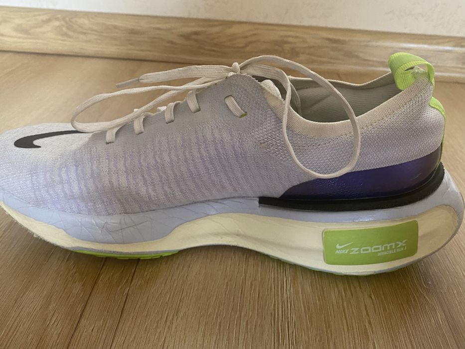 продам беговые nike кроссовки