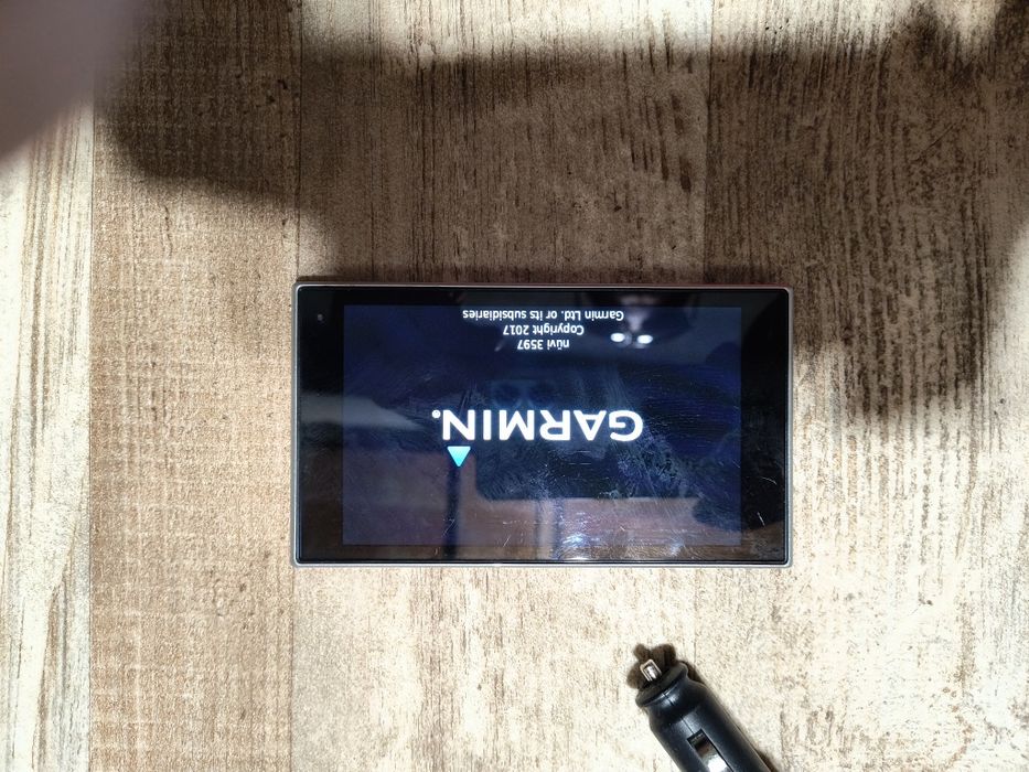 Garmin nuvi навигация