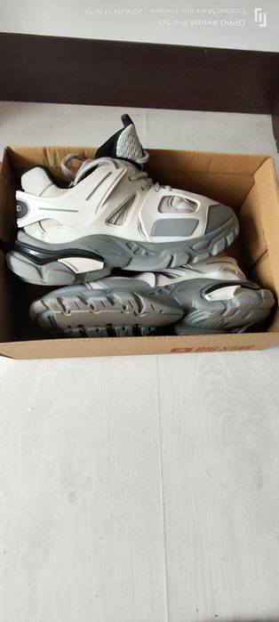 Vand adidași copii,marimi,31 32,33,34,pret40 lei negociabil