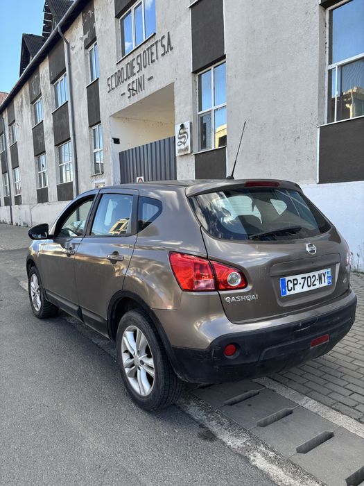 Masina Nissan Qashqai