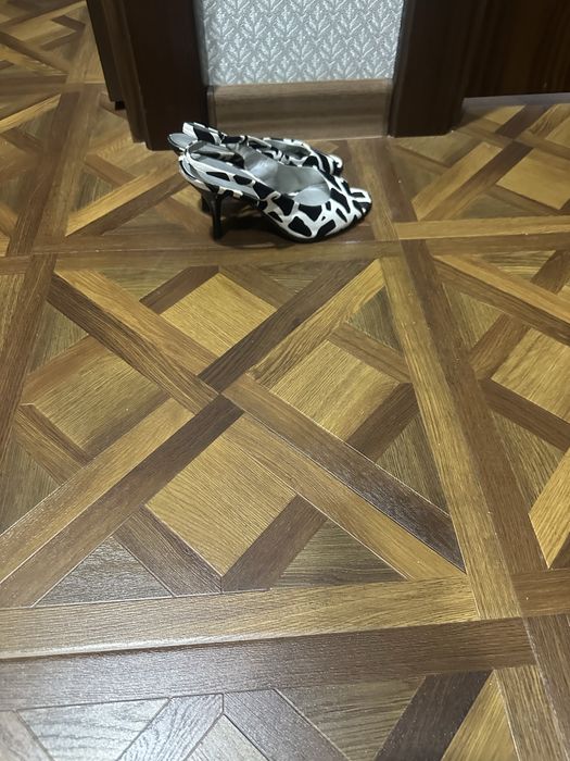 Туфли женские классика  надеты пару раз