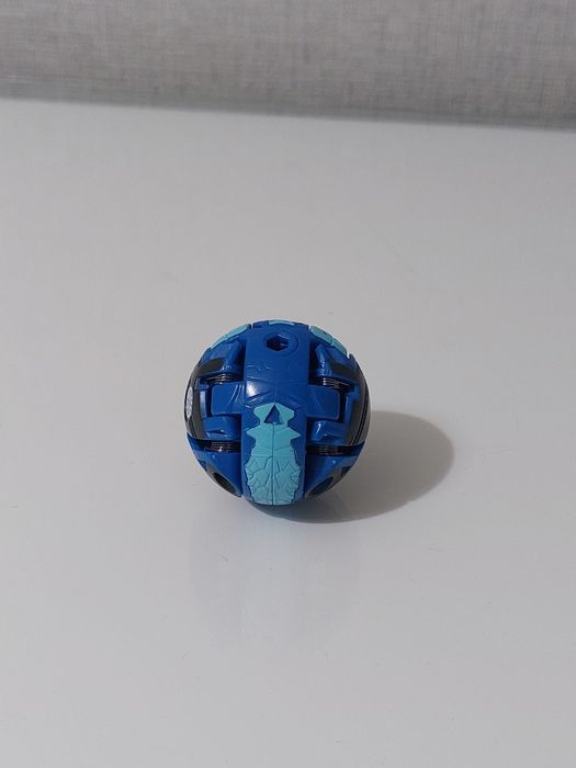 Продам оригинальный Bakugan