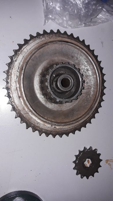 Части за Ява Jawa