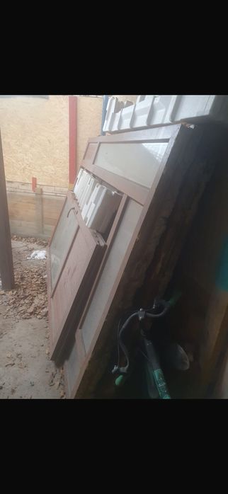 Двери пластиковые