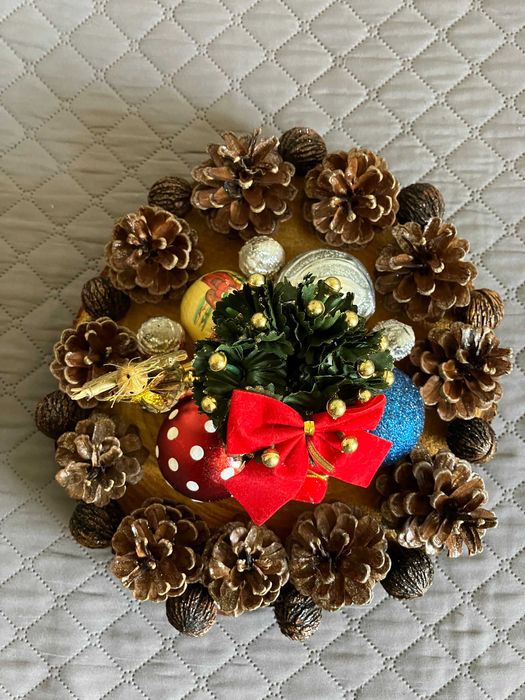 Коледна декорация за маса и стена