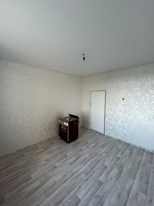 Продам 2- комнатный квартину