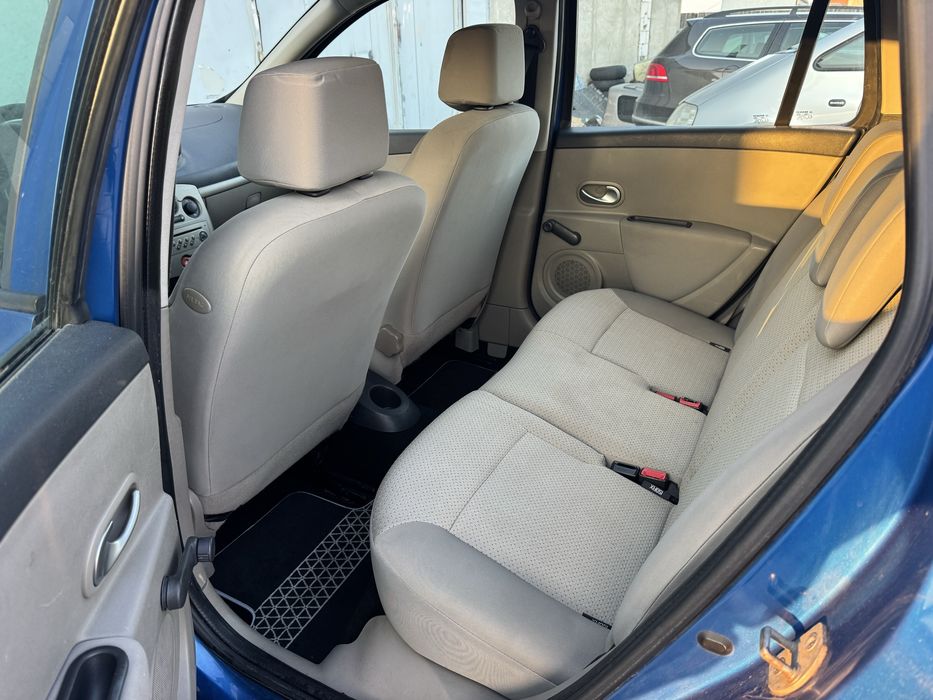 Renault Clio 1.5 Diesel *2009* FACELIFT / Clima / Consum 5%