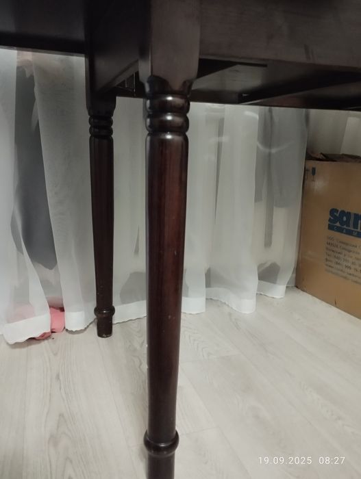 Стол 140 см—180 см