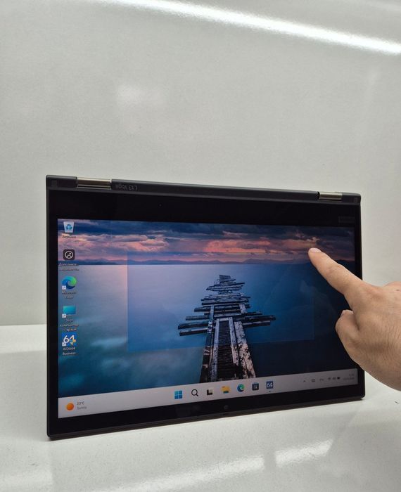 Lenova X360 iTouchScreen