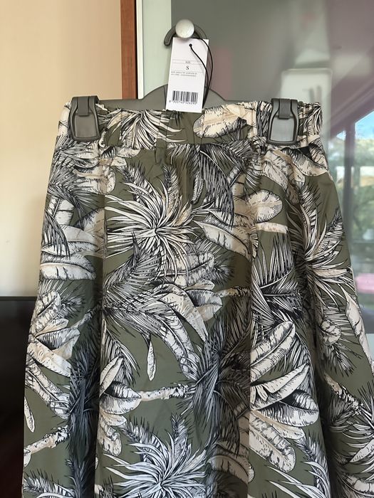 Чисто нова пола Мотови (Motivi), итал. размер s