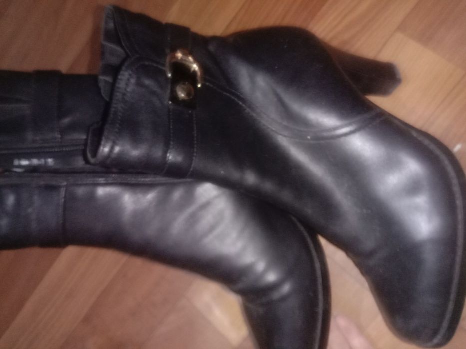 Отдам полусапожки 36 36р