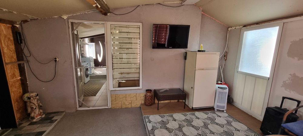 1791-Продава се едноетажна тухлена на гредоред къща в кв. "Хърсате"!