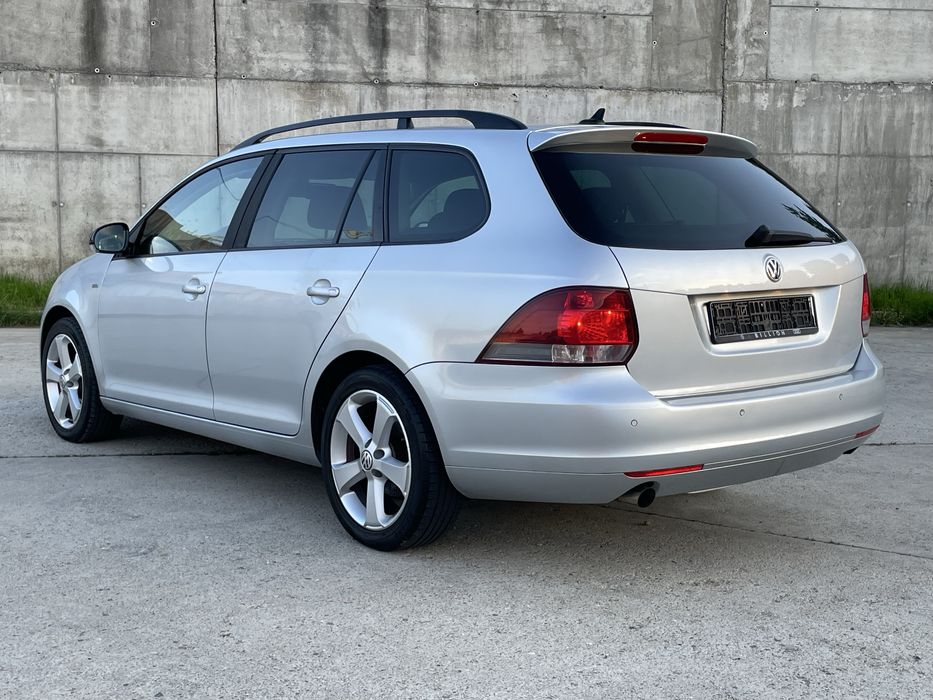 Volkswagen  Golf 6 MATCH 2013 Piele Navigatie Carte Service