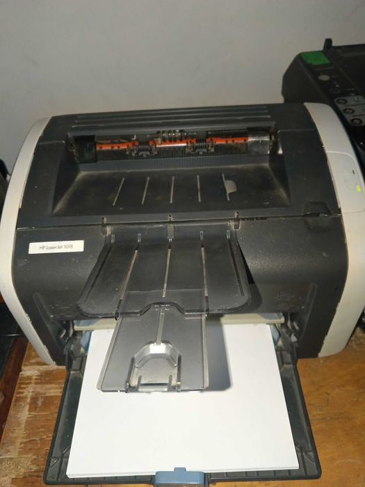 Super Printer HP-1018 xolati aʼlo, mustaxkam