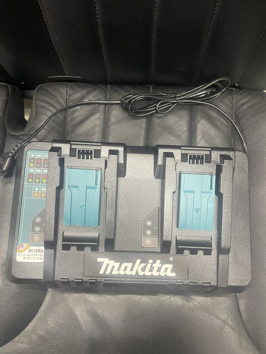 Ново двойно зарядно makita dc 1& rd