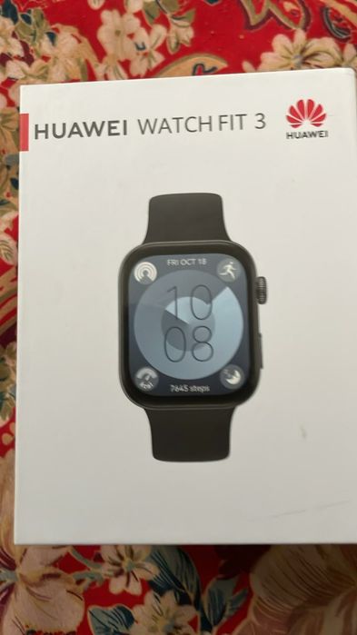 Часы  HUAWEI WATCH FIT продаю часы в хорошем состоянии,срочно