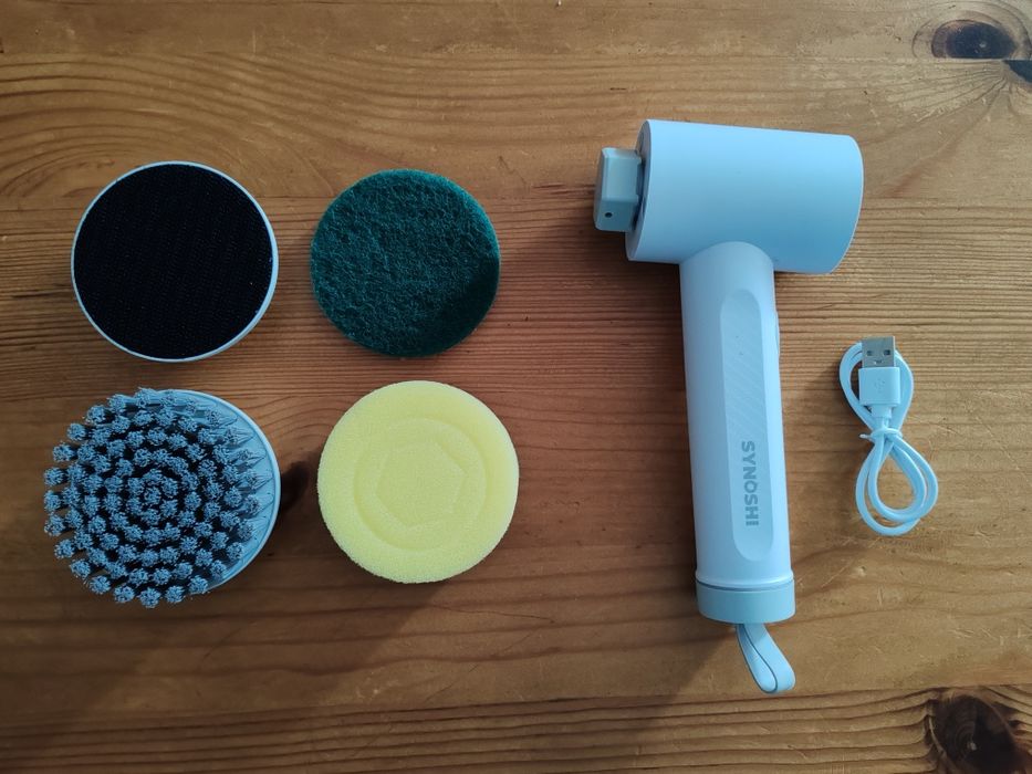 Електрическа четка за почистване, с 3 вида четки