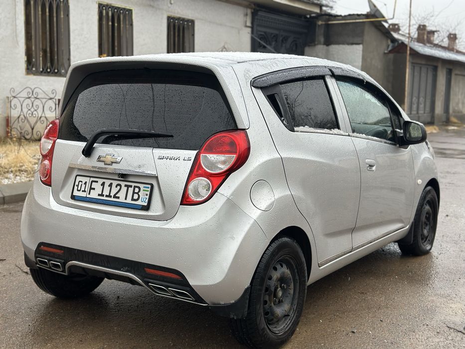 spark sotiladi 2015 yil 120000 km