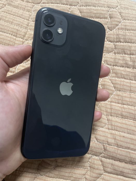 продам iPhone 11