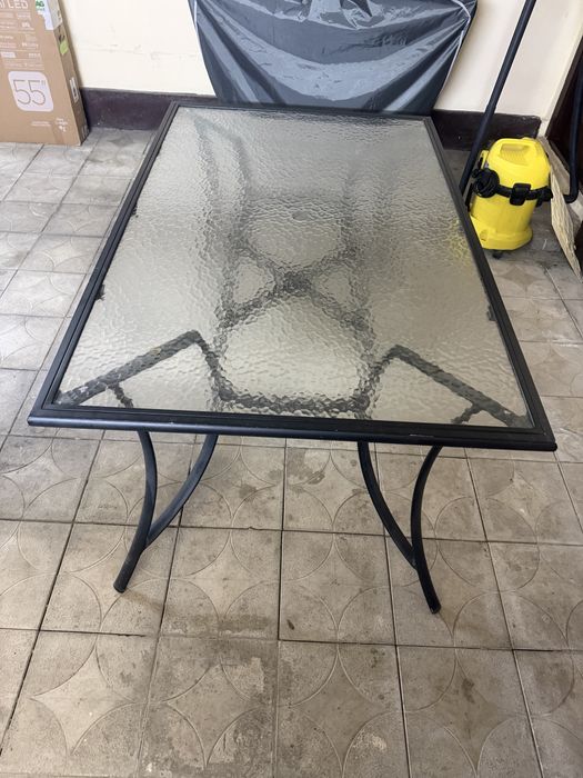 Masa gradina din aluminiu cu sticla
