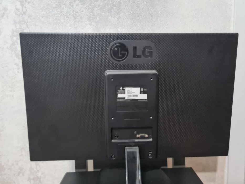 Монитор LG 24M37A