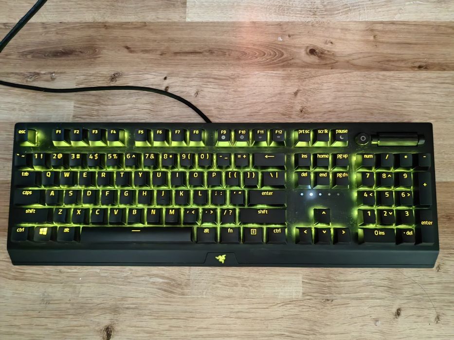 Геймърска клавиатура Razer BlackWidow V3