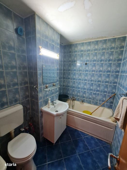 Vand ap.4 camere zona Micalaca Maranata Malul muresului et.2 cu balcon