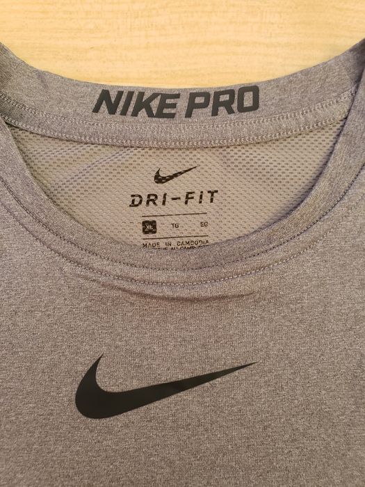 Оригинална тениска Nike Pro XL