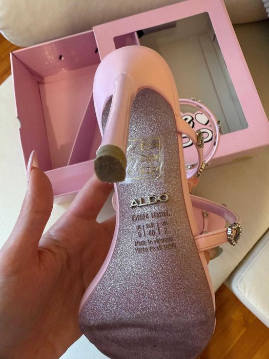 Barbie Runway Sandale cu toc ALDO- light pink EU 40