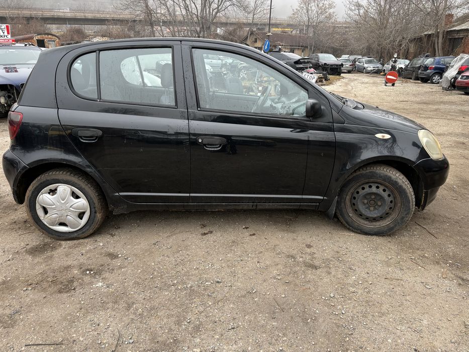 Тойота Ярис 1.4 дизел за части.