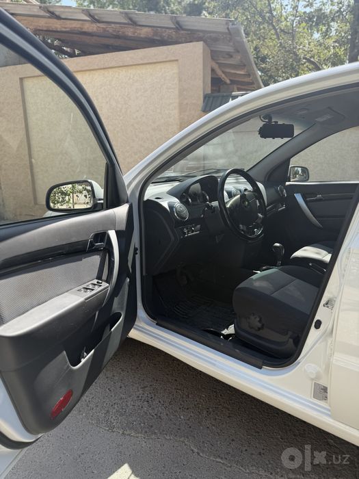 Arenda nasiya savdo nexia 3avtomat 42.000probeg