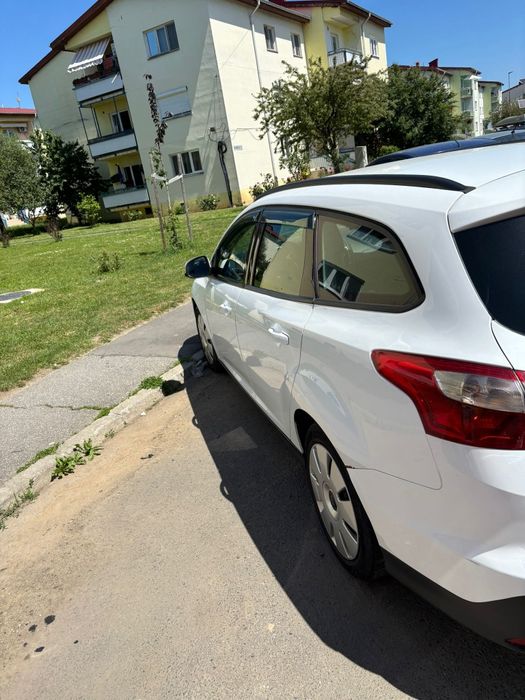FORD Focus 2014 — imagine 3