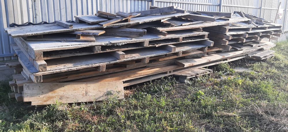 Апалубка доски бруски пило материал