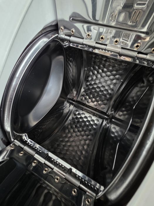 Пералня с горно зареждане Míele