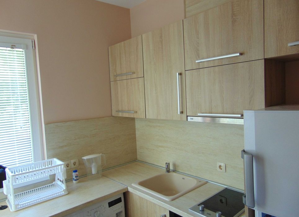 Дава се под наем Тристаен апартамент в Плевен, Широк център - 90 кв.м за 408 € - Снимка #6