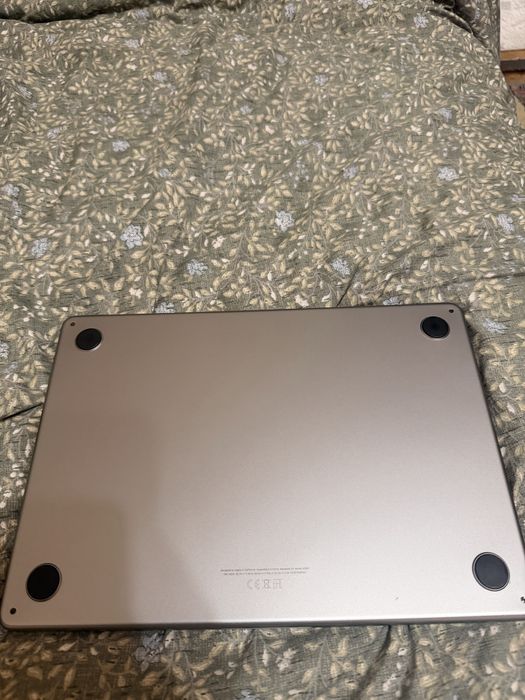 Macbook air m2 8gb