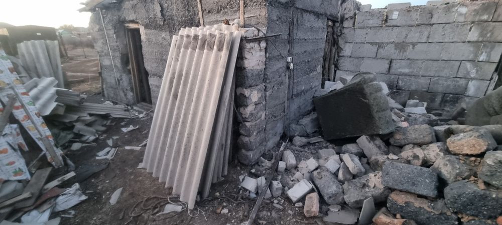 Отдам газоблок и шифер