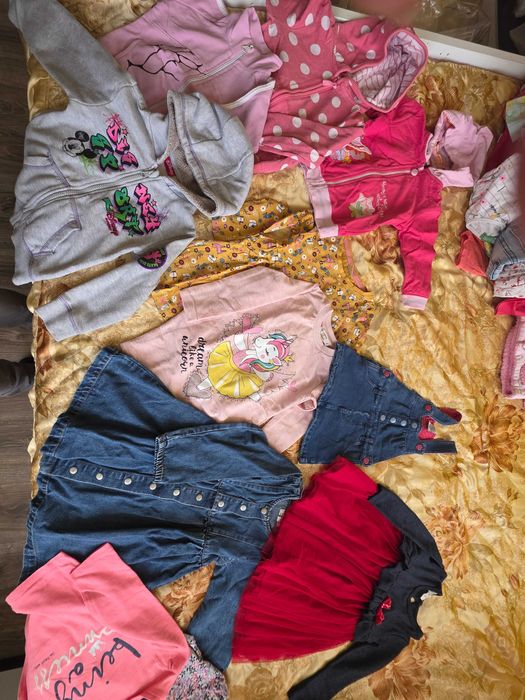 Дрехи за момиче 2 години