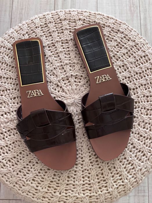 Стилни чехли ZARA в шоколадово кафяво