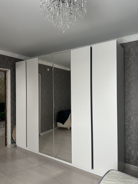 Продам спальный гарнитур