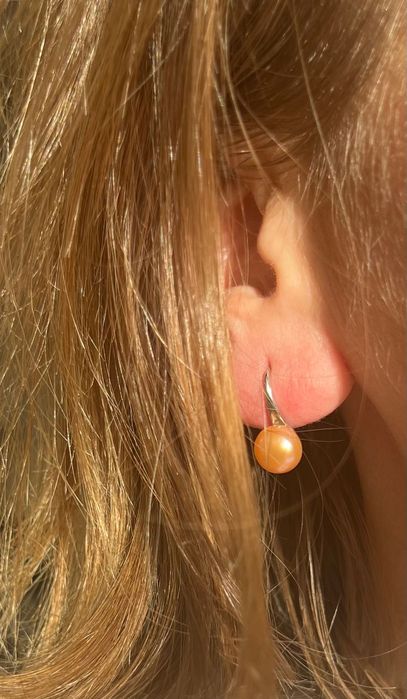 Сребърни обеци с бяла перла