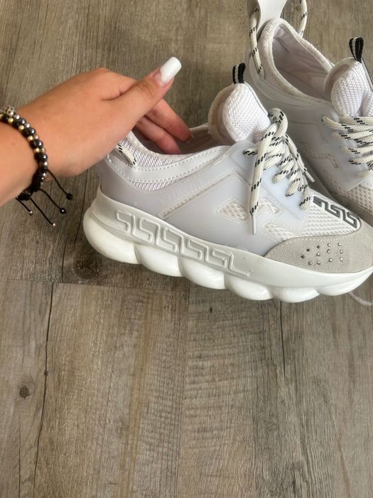 versace chain reaction