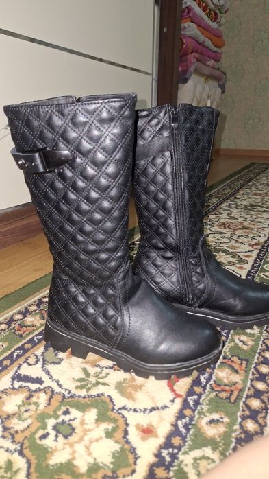 Аяк киым осенний сатылады