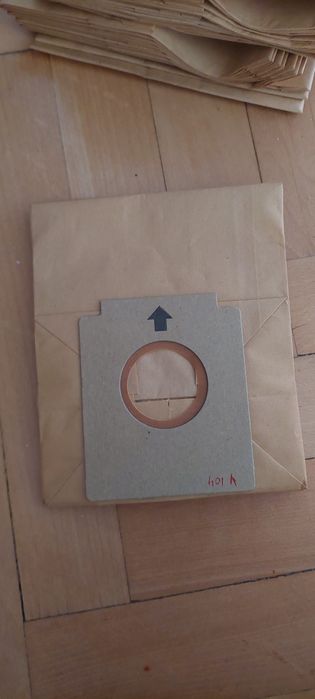 Lot 58 saci / filtre hârtie aspirator (53 buc mari + 5 buc mici)